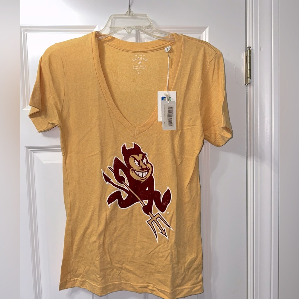 Vintage LEAGUE Outfitters Collegiate HT Varsity T-shirt